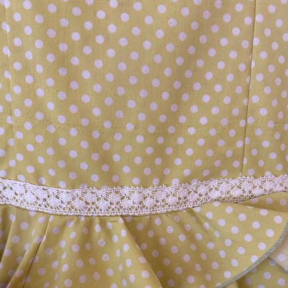 Spanish Professional Flamenco Dress - Picture 4 of 7